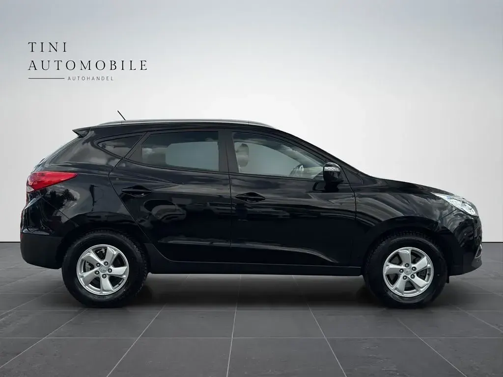 Gebraucht Hyundai ix35 Style 136 PS (100 kW) 2012 Schwarz SUV