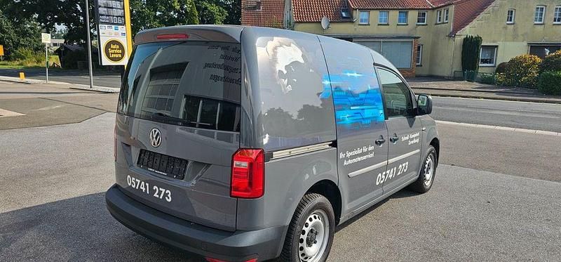 Usata VW Caddy 102 CV (75 kW) 2018 Grigio Monovolume