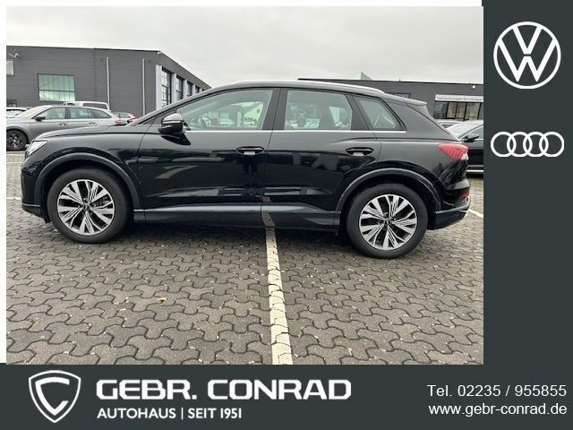 Schwarz Gebraucht 2021 Audi Q4 e-tron Performance SUV | 25.788 € (Etwas zu teuer) - Bild 1/4