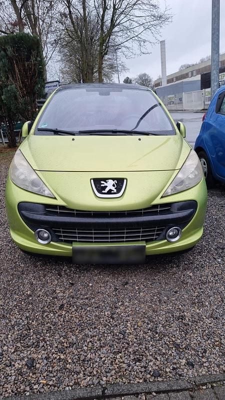Gebraucht Peugeot 207 109 PS (80 kW) 2006 Grün Limousine
