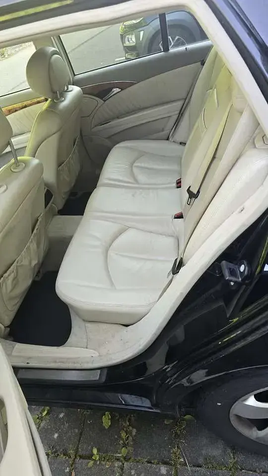 Usata Mercedes E350 272 CV (200 kW) 2005 Nero Station wagon