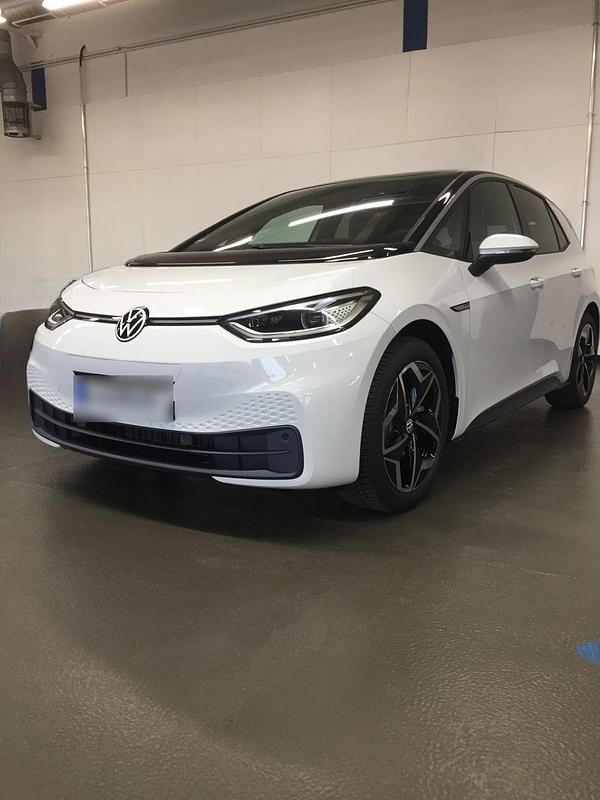 Gebraucht VW ID.3 Pro Performance 150 kW (204 PS) 2020 Weiß Kleinwagen