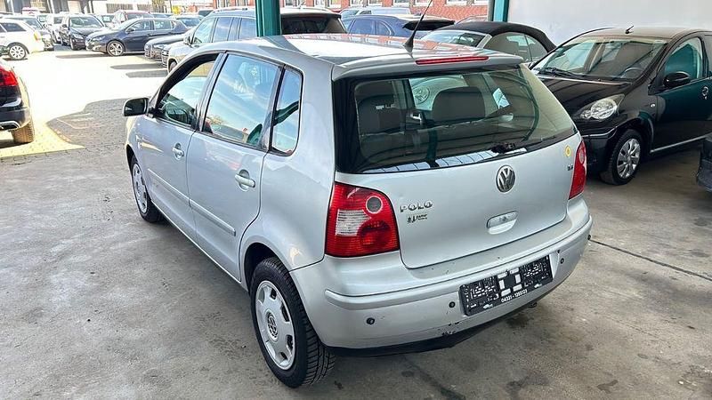 Usata VW Polo Basis 75 CV (55 kW) 2002 Argento Berlina