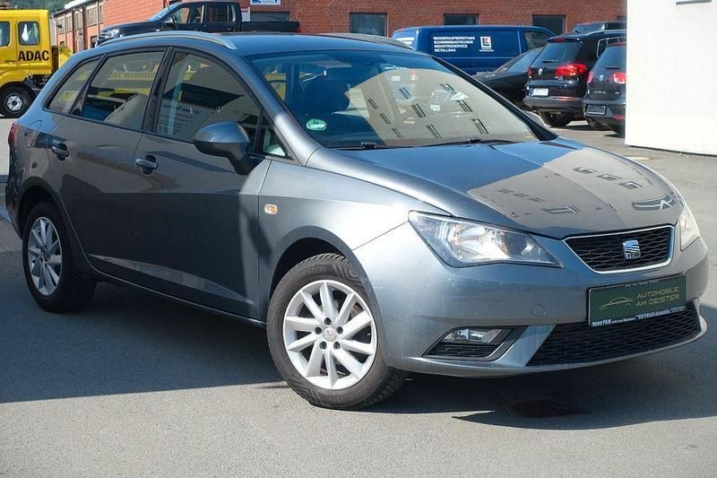 Grau Gebraucht 2012 Seat Ibiza Style Limousine | 2.990 € (Fairer Preis) - Bild 1/4