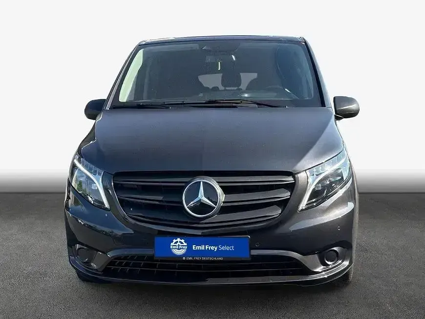 Gebraucht Mercedes Vito 237 PS (174 kW) 2024 Grau Van