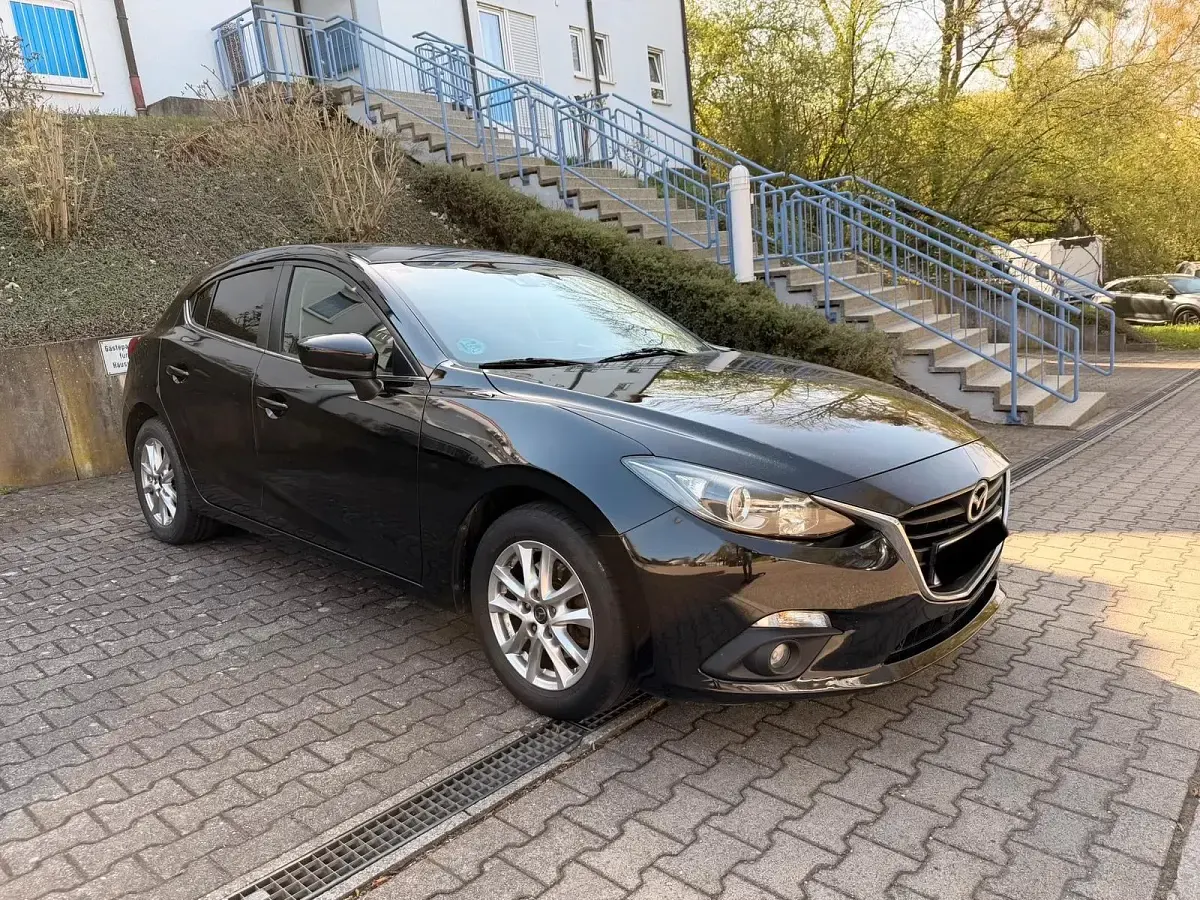 Gebraucht Mazda 3 122 PS (89 kW) 2016 Schwarz Kombi