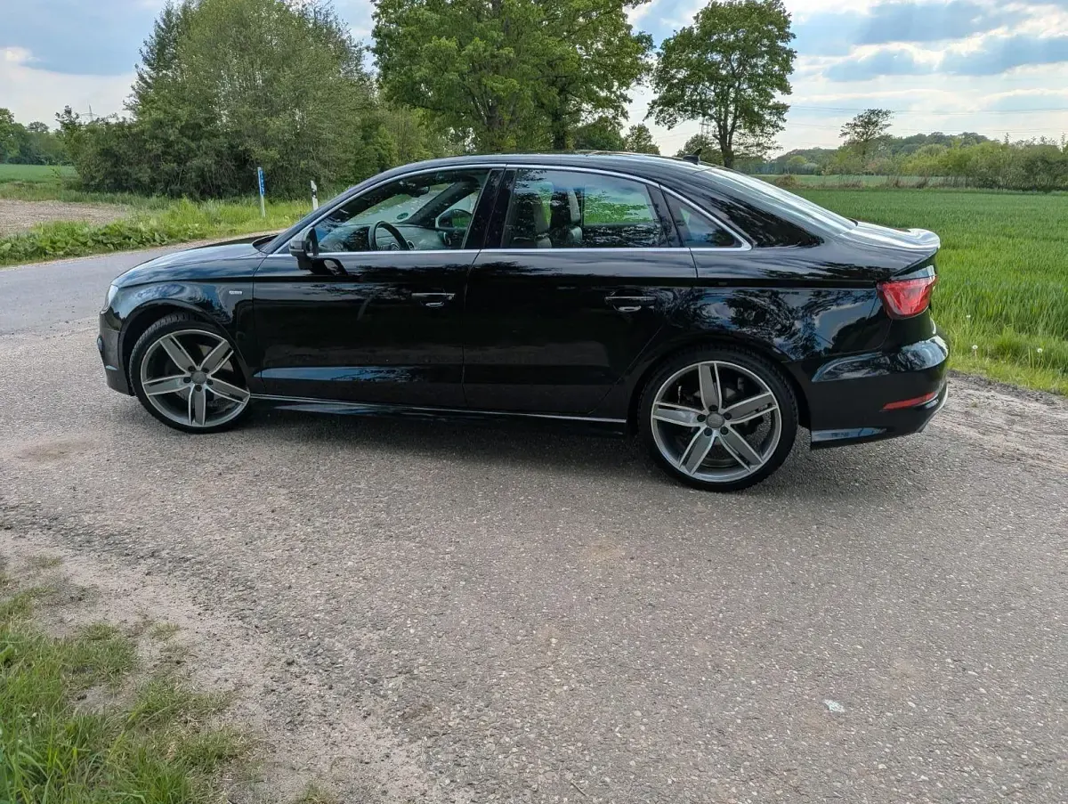 Gebraucht Audi A3 S-Line 150 PS (110 kW) 2015 Schwarz Limousine