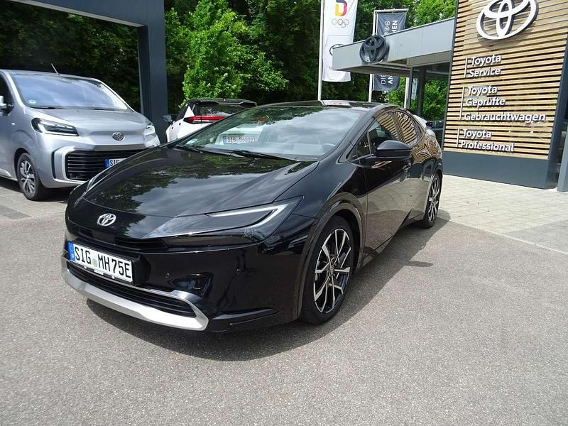 Schwarz Gebraucht 2023 Toyota Prius Plug-in Hybrid Executive Kleinwagen | 35.000 € (Superpreis) - Bild 1/4
