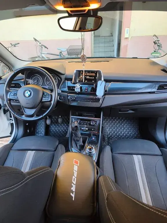 Gebraucht BMW 216 Sport Line 116 PS (85 kW) 2017 Weiß Kombi