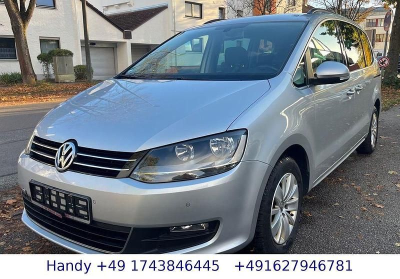 Silber Gebraucht 2014 VW Sharan Comfortline Van / Kleinbus | 9.590 € (Guter Preis) - Bild 1/4