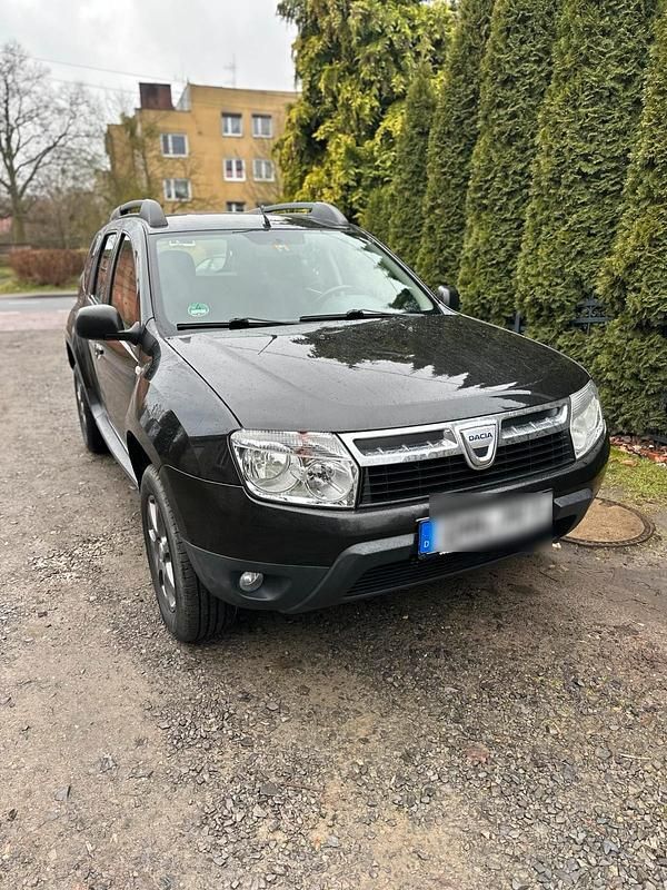 Schwarz Gebraucht 2010 Dacia Duster SUV | 4.500 € - Bild 1/4