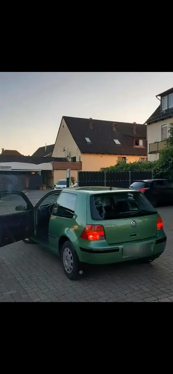 Gebraucht VW Golf IV 90 PS (66 kW) 1999 Kleinwagen