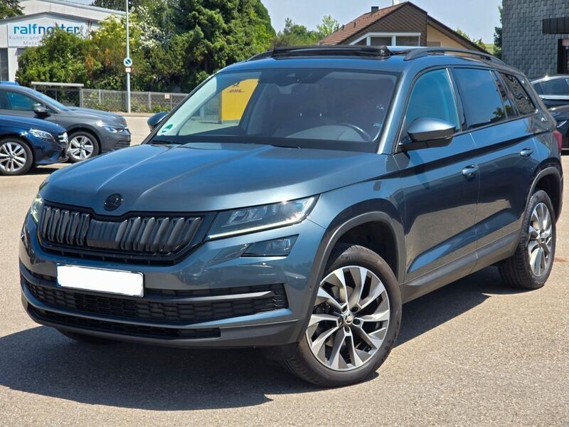 Graumetallic Gebraucht 2021 Skoda Kodiaq Clever SUV | 23.990 € (Etwas zu teuer) - Bild 1/4