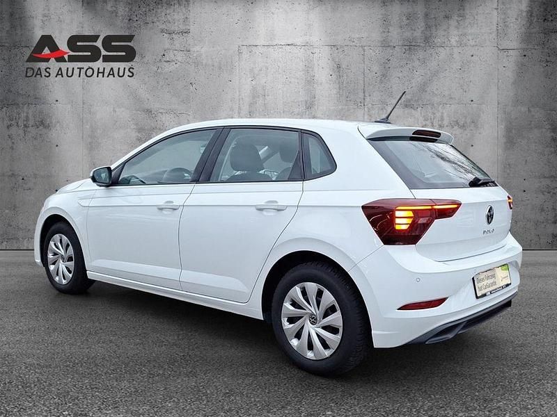 Gebraucht VW Polo Life 80 PS (58 kW) 2023 Weiß Kleinwagen