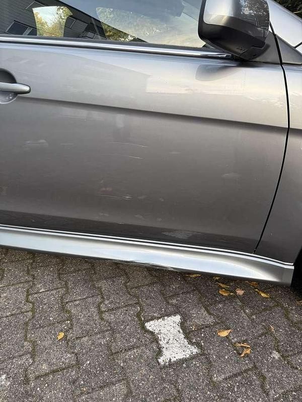 Gebraucht Mitsubishi Lancer Inform 117 PS (86 kW) 2014 Limousine