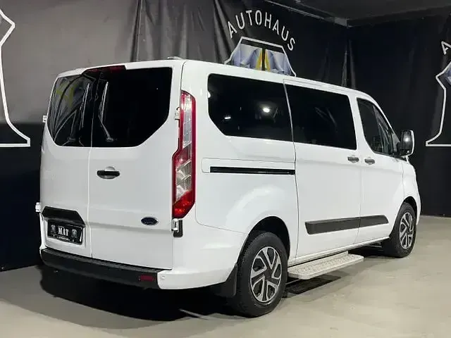 Usata Ford Transit Custom 105 CV (77 kW) 2020 Bianco Monovolume