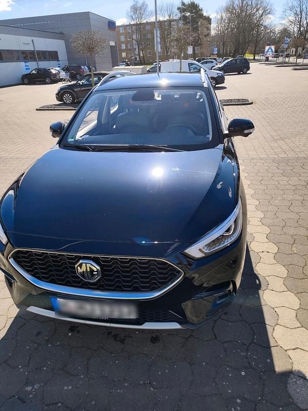 Schwarz Gebraucht 2023 MG ZS Luxury Limousine | 14.000 € (Superpreis) - Bild 1/4