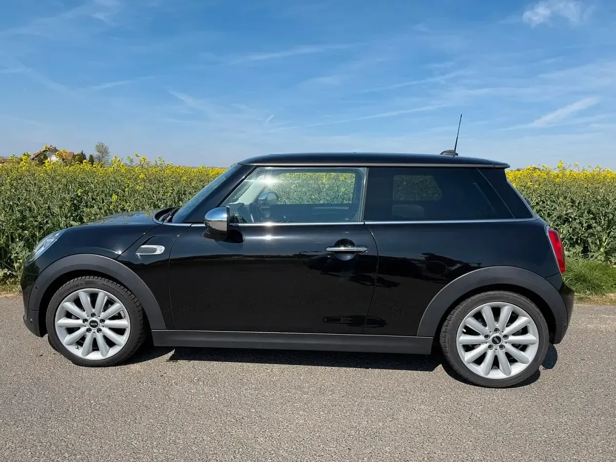 Gebraucht Mini Cooper Coupé Chili 136 PS (100 kW) 2017 Schwarz Coupé