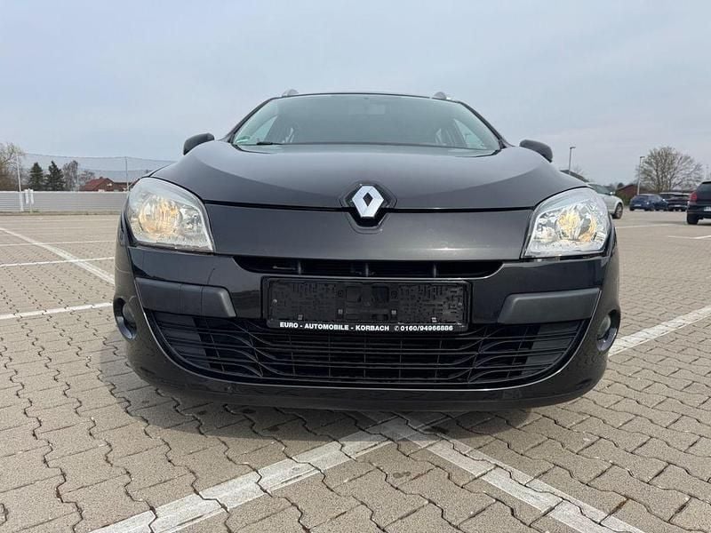 Gebraucht Renault Mégane III Expression 131 PS (96 kW) 2010 Schwarz Limousine
