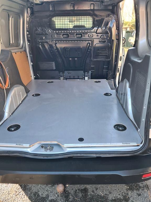 Gebraucht Ford Transit Connect 101 PS (74 kW) 2019 Silber Van / Kleinbus