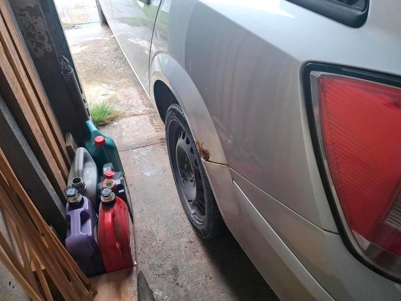 Gebraucht Opel Astra 116 PS (85 kW) 2009 Silber Kombi