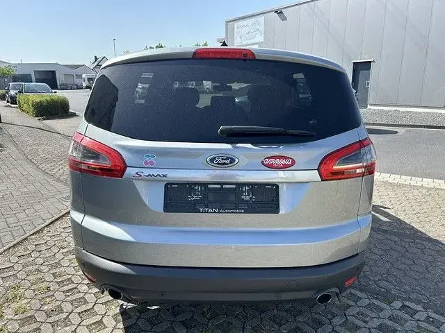 Gebraucht Ford S-MAX Titanium 200 PS (147 kW) 2013 Grau Van / Kleinbus