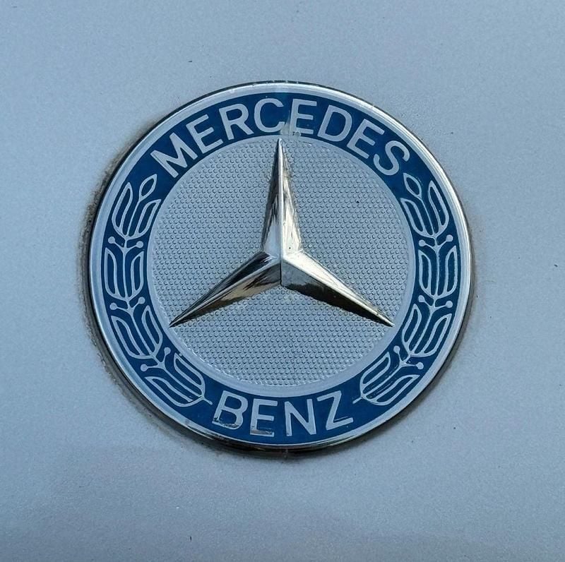 Silber Gebraucht 2000 Mercedes CLK200 Elegance Coupé | 2.775 € (Superpreis) - Bild 1/4