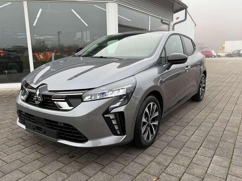 Neu Mitsubishi Colt Plus 91 PS (66 kW) 2025 Grau Kleinwagen