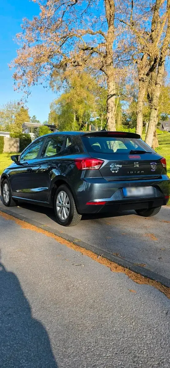 Gebraucht Seat Leon 105 PS (77 kW) 2020 Blau Limousine