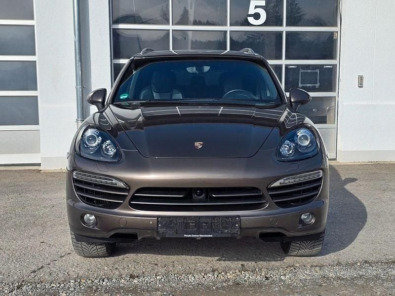 Gebraucht Porsche Cayenne 245 PS (180 kW) 2012 Braun SUV