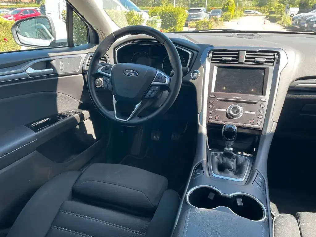 Gebraucht Ford Mondeo Titanium 150 PS (110 kW) 2022 Weiß Kombi