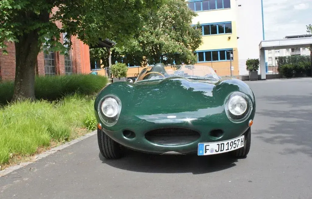 Käytetty Jaguar E-Type 265 HP (194 kW) 1964 Vihreä Avoauto