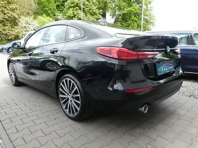 Używany BMW 218 Advantage 140 KM (102 kW) 2020 Czarny Coupe