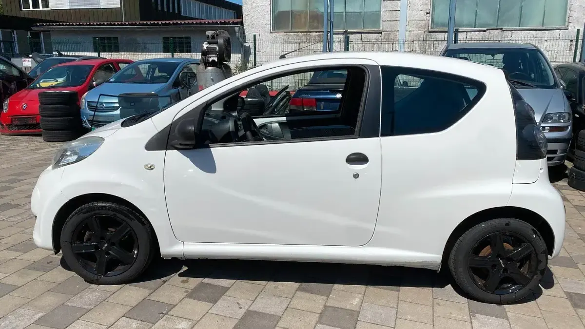 Gebraucht Citroën C1 68 PS (50 kW) 2009 Weiß Kleinwagen