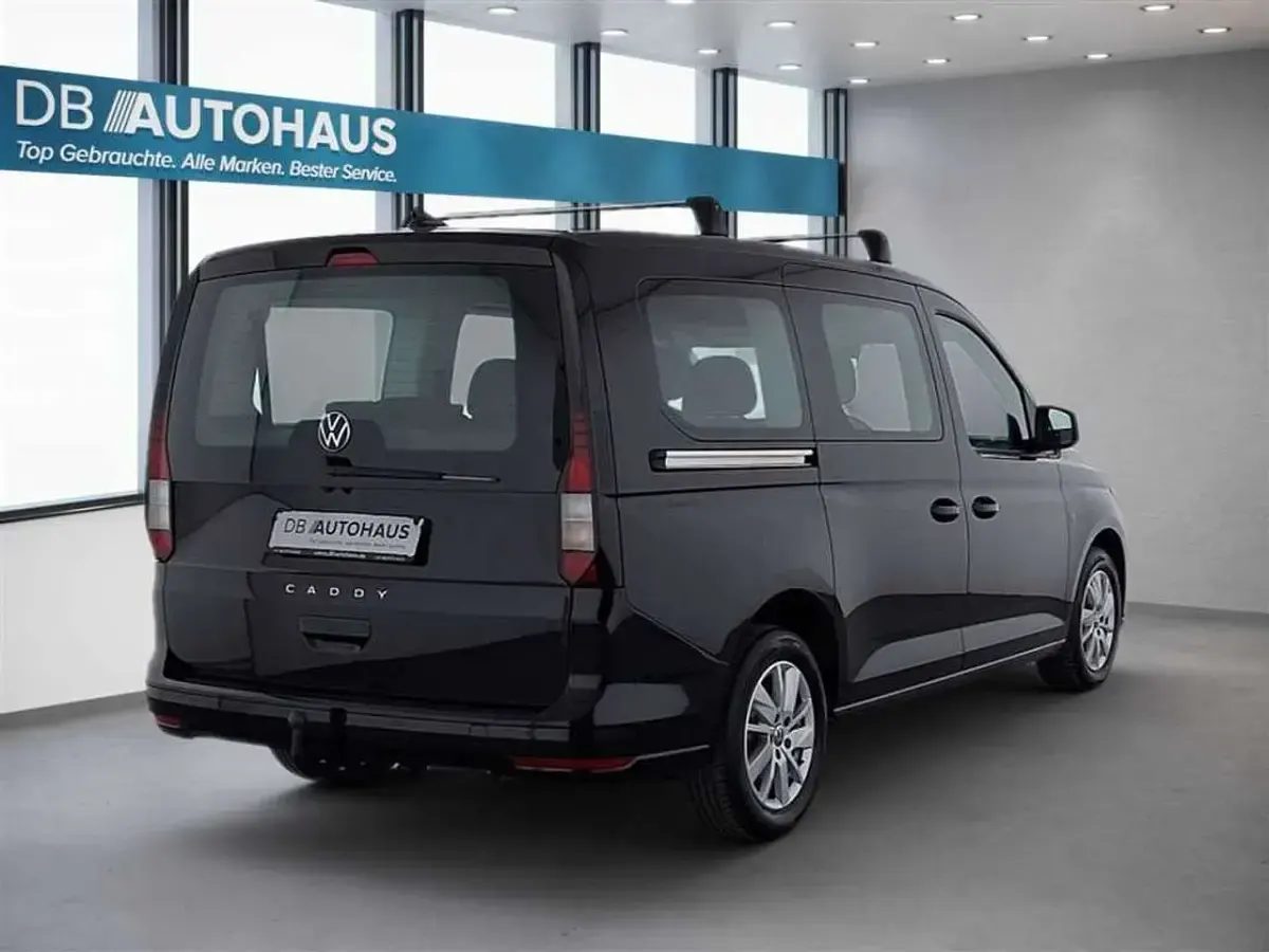 Gebraucht VW Caddy Maxi Life Life 114 PS (83 kW) 2024 Schwarz Van / Kleinbus