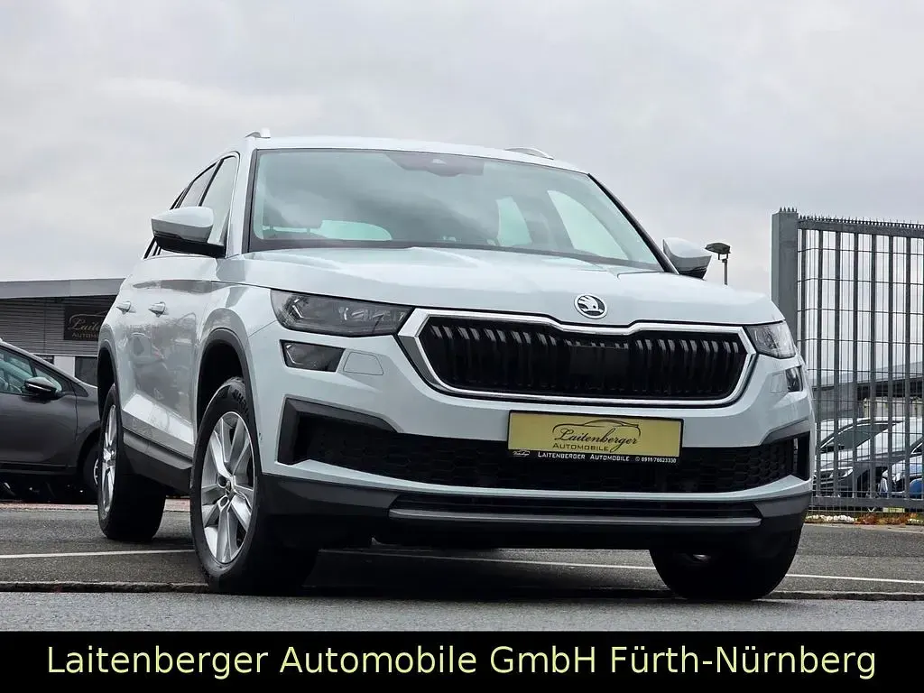 Gebraucht Skoda Kodiaq Ambition 150 PS (110 kW) 2023 Weiß SUV