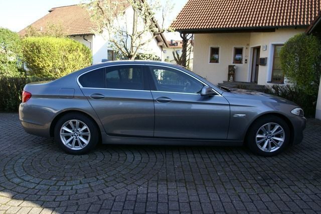 Gebraucht BMW 520 184 PS (135 kW) 2013 Grau metallic Limousine