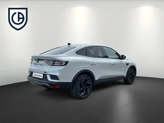 Gebraucht Renault Arkana Esprit Alpine 143 PS (105 kW) 2024 Weiß schwarz SUV