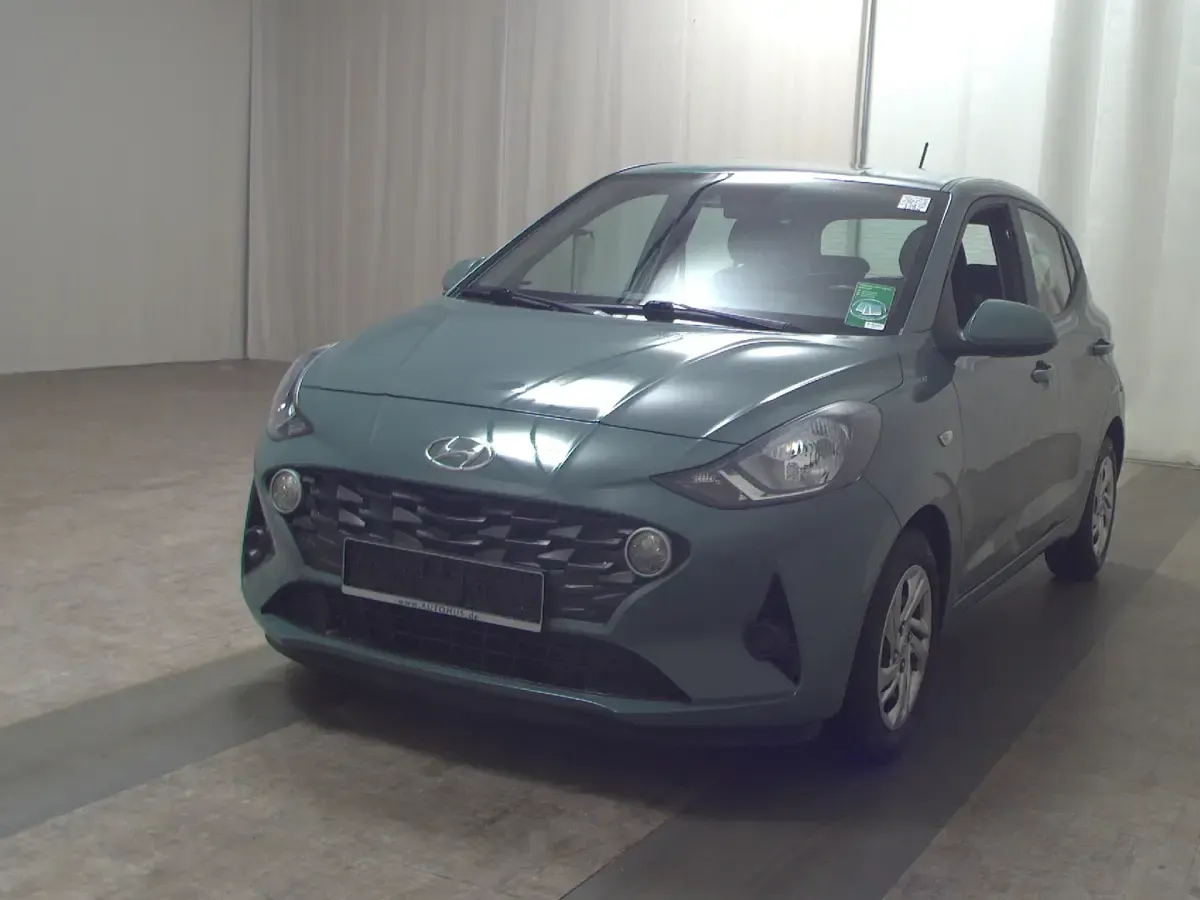 Gebraucht Hyundai i10 Select 100 PS (73 kW) 2021 Grün Kleinwagen