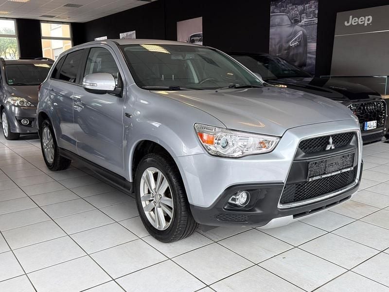 Gebraucht Mitsubishi ASX Edition 150 PS (110 kW) 2012 Silber SUV