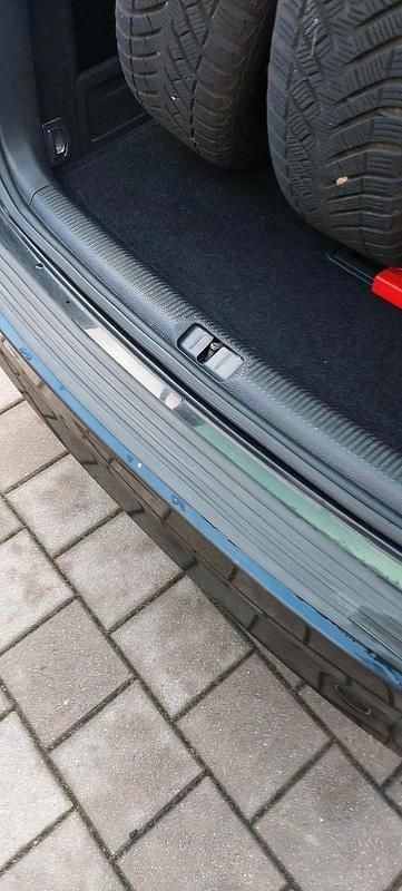 Gebraucht VW Passat 140 PS (102 kW) 2012 Schwarz Kombi