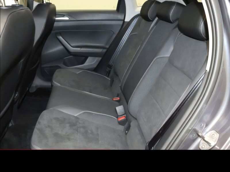 Gebraucht VW Polo Style 95 PS (69 kW) 2024 Grau Limousine