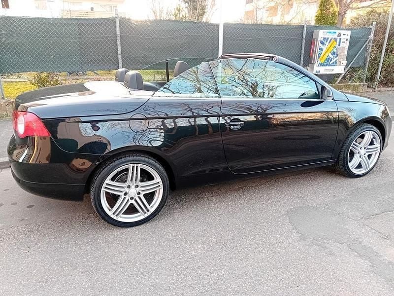 Gebraucht VW Eos 122 PS (89 kW) 2008 Schwarz Cabrio