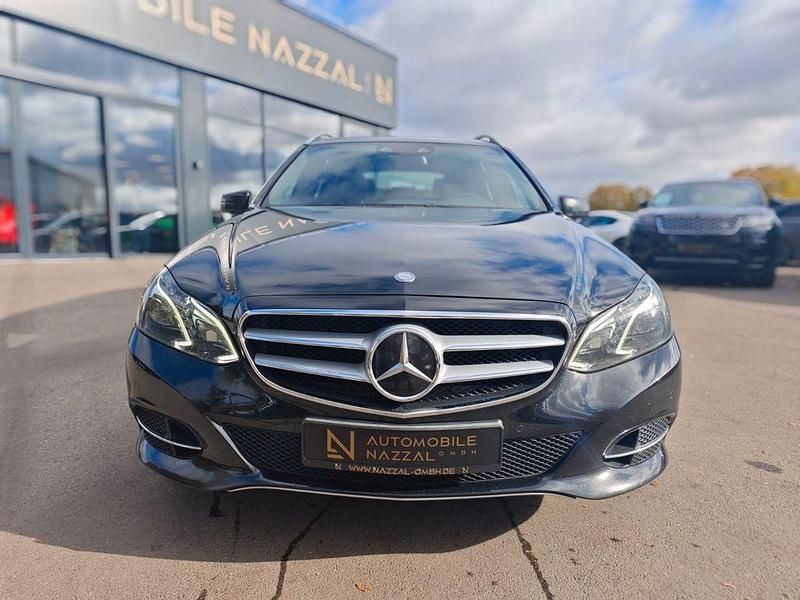 Gebraucht Mercedes E250 204 PS (150 kW) 2013 Schwarz Limousine