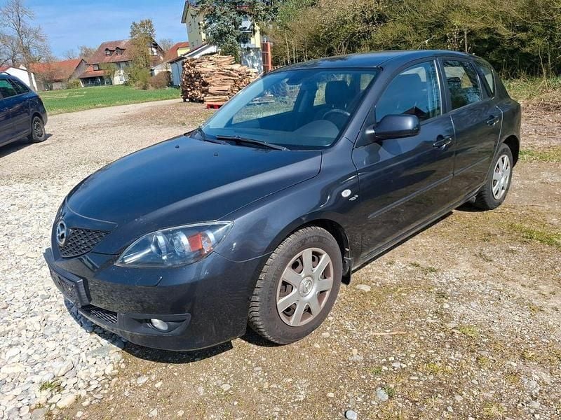 Używany Mazda 3 Active 105 KM (77 kW) 2008 Szary Sedan/Limuzyna