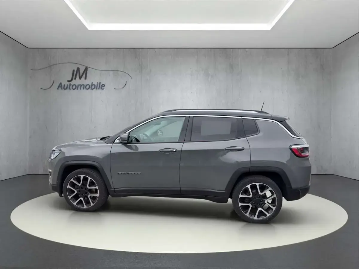 Gebraucht Jeep Compass Limited 245 PS (180 kW) 2021 Ceramic gray SUV