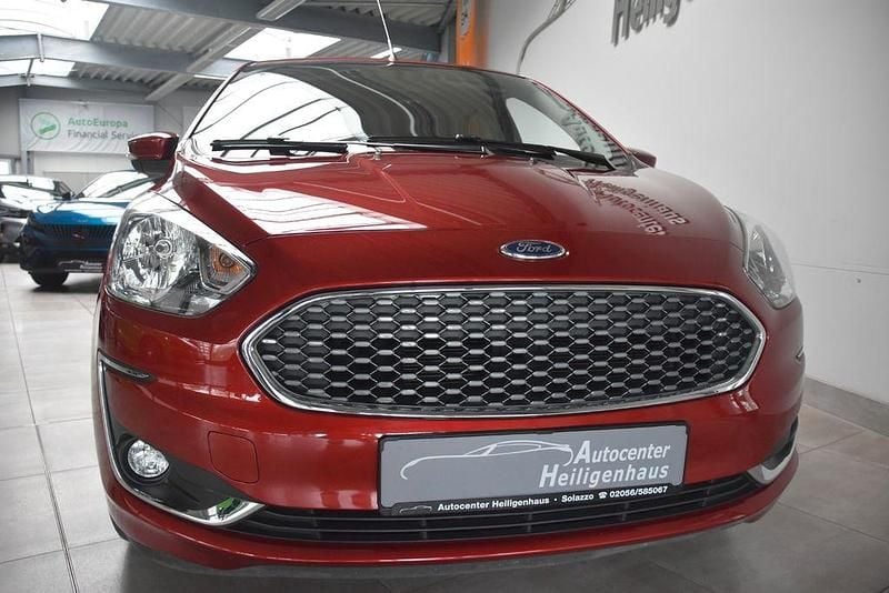 Gebraucht Ford Ka Plus Cool & Connect 86 PS (63 kW) 2018 Rot Kleinwagen