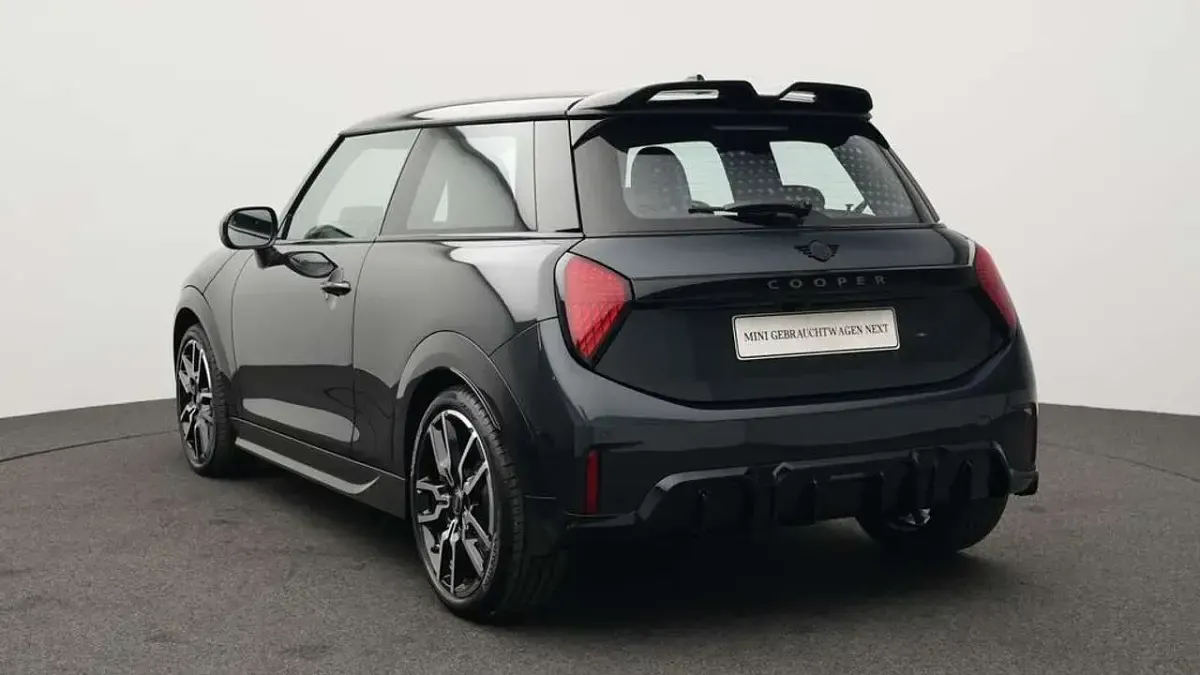 Gebraucht Mini John Cooper Works 156 PS (114 kW) 2025 Grau Kleinwagen