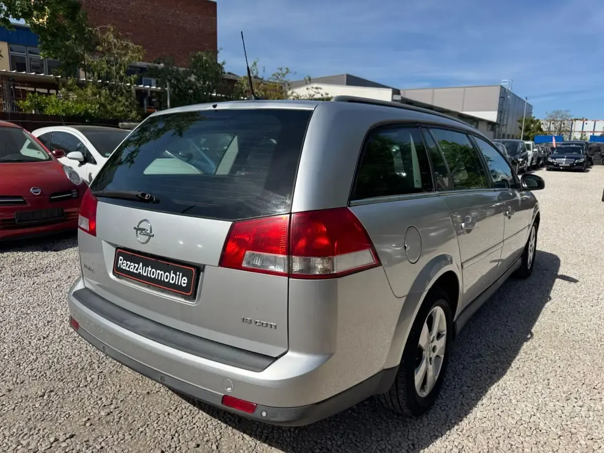 Gebraucht Opel Vectra Elegance 120 PS (88 kW) 2005 Grau Kombi