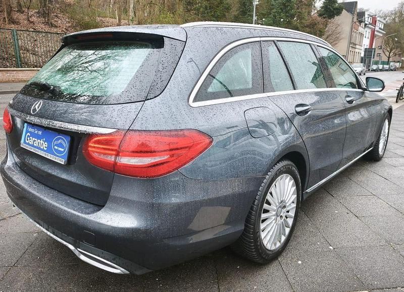 Gebraucht Mercedes C220 170 PS (125 kW) 2016 Grau Kombi